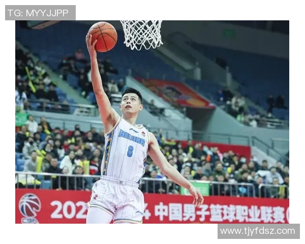 方硕：从青年才俊到篮球场上的领军人物，如何塑造自己的职业生涯与未来发展